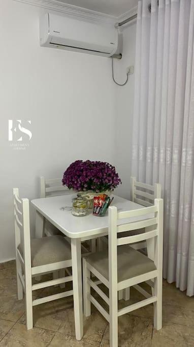 Es Apartment Тирана Экстерьер фото
